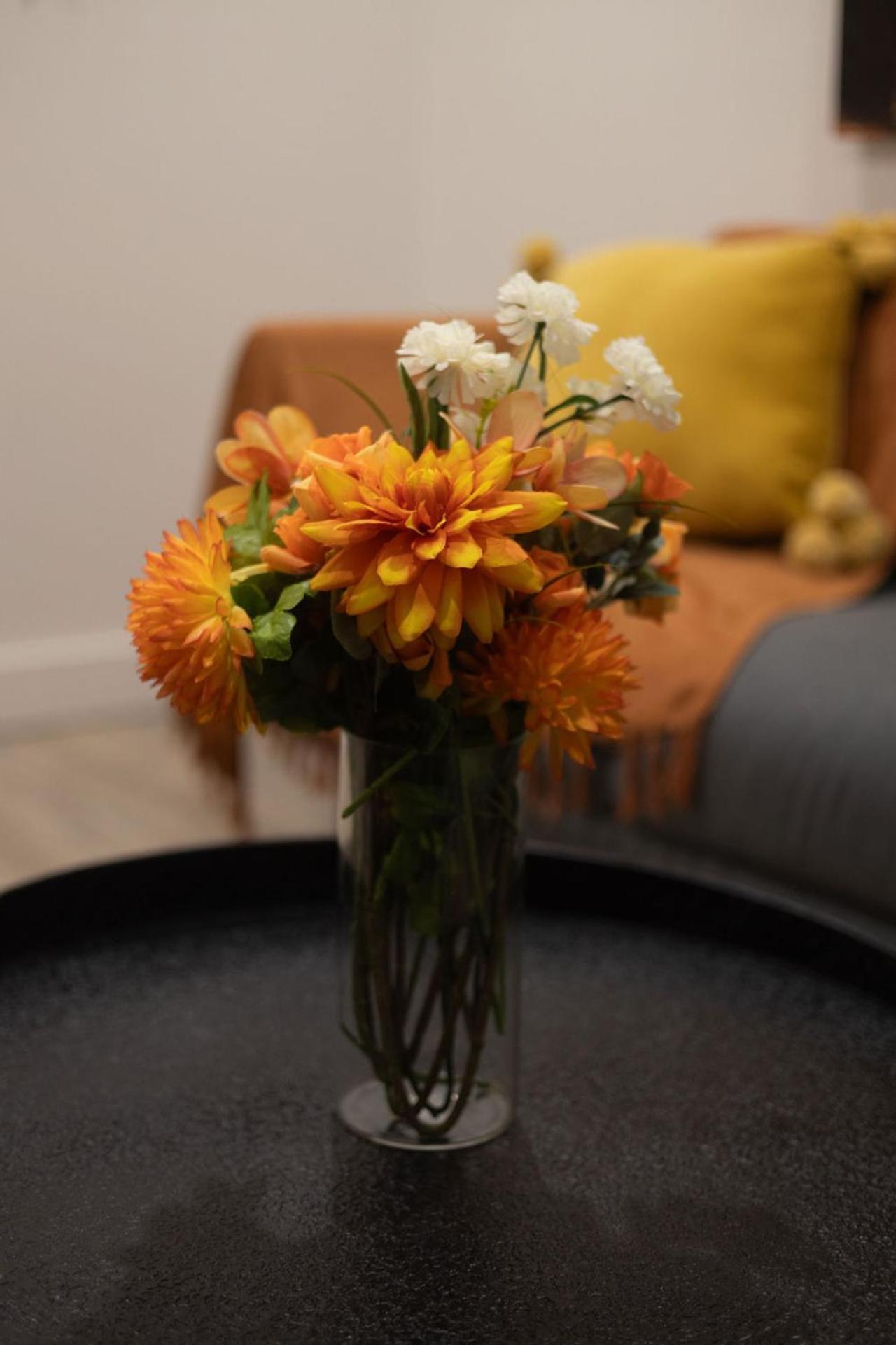 Beautiful 3br In Mtl Ndg Appartement *